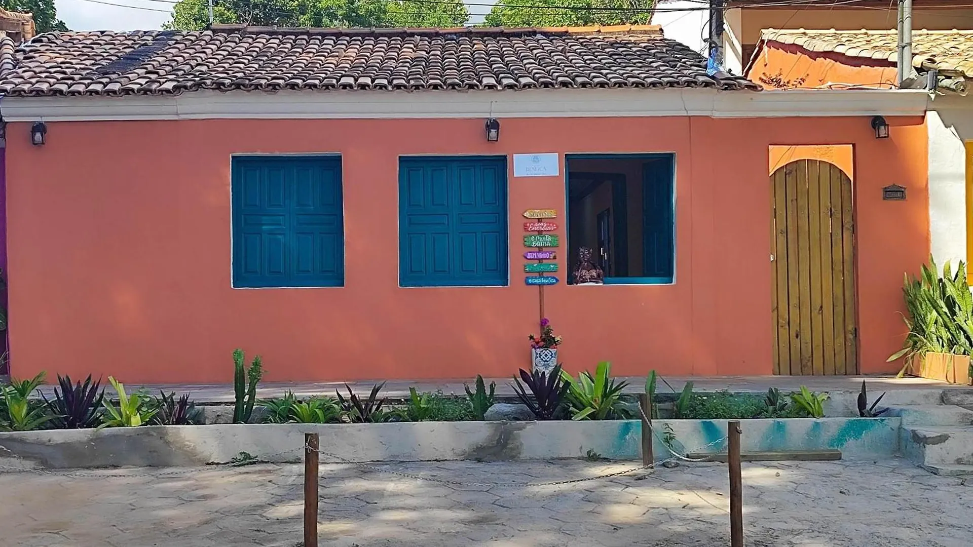 Suites Benfica Porto Seguro Brazil