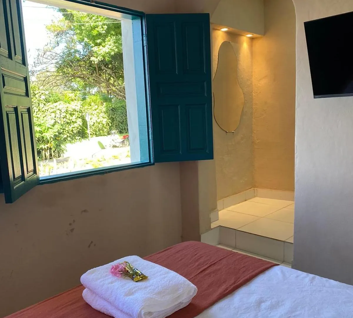 Suites Benfica Porto Seguro 0*,  Brazil